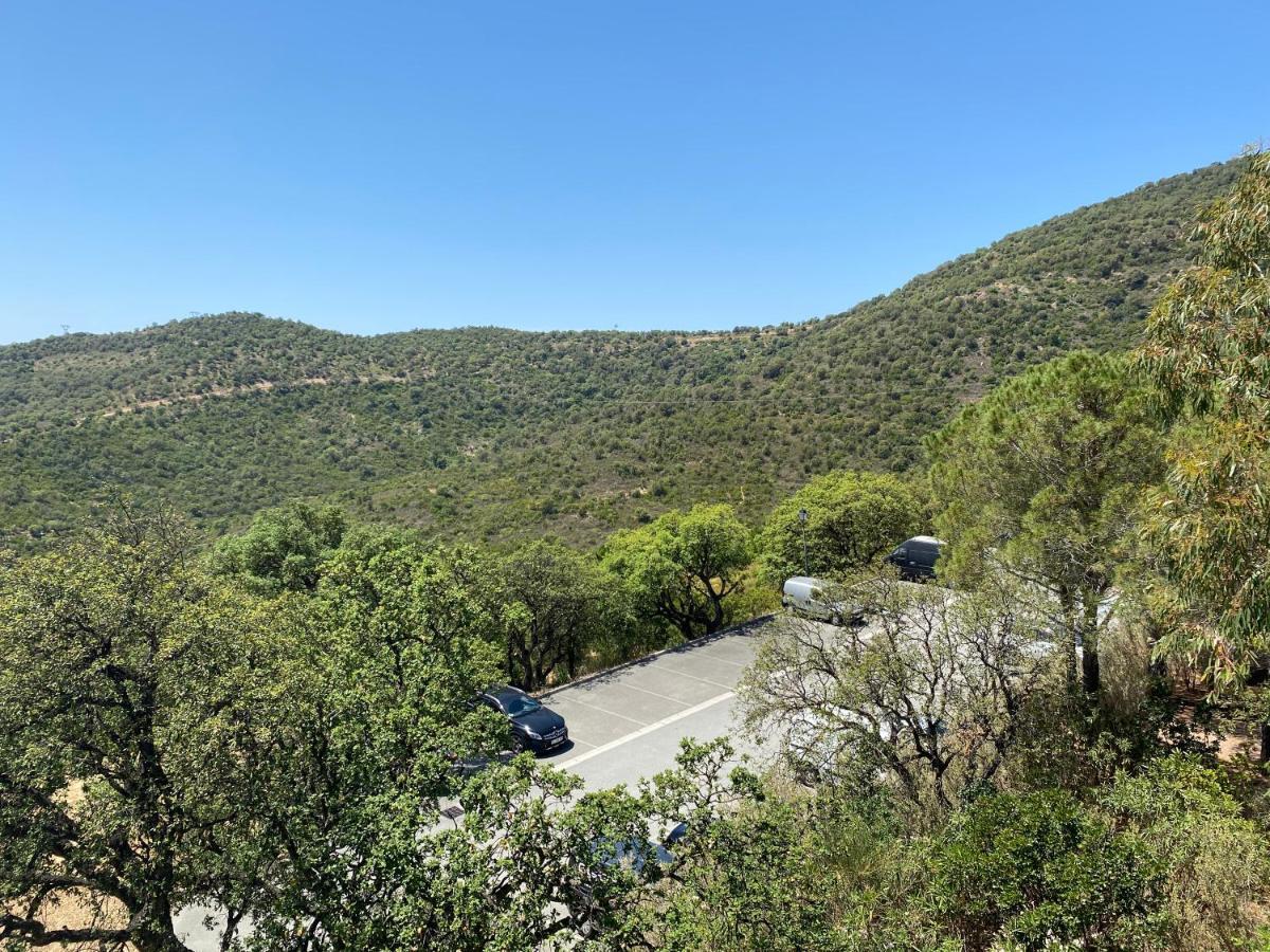 Appart. Vue Mer Avec Piscine - Golfe De St Tropez เลอิสซ็องเบรอ ภายนอก รูปภาพ
